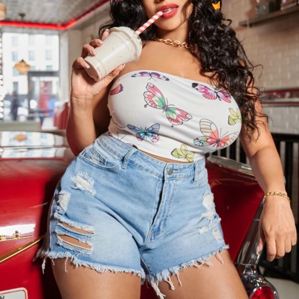 Shein Plus High Waist Ripped Raw Hem Denim Shorts